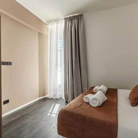 Secret Garden בלאג'יו