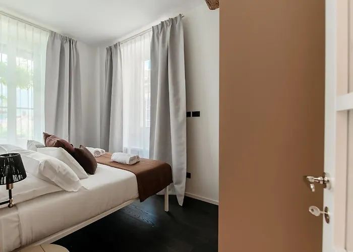 Secret Garden בלאג'יו